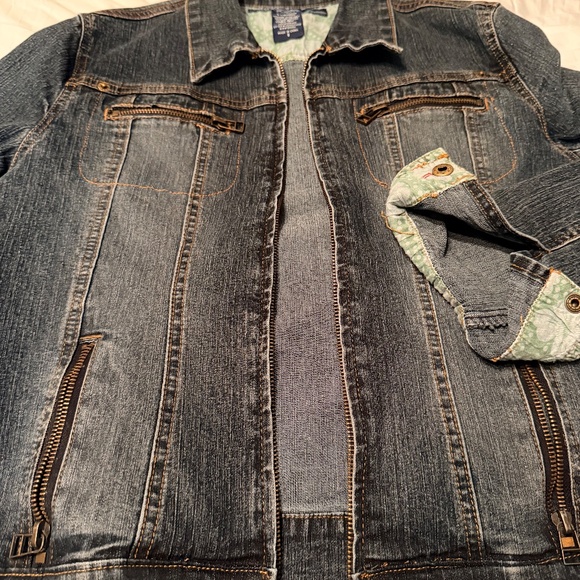 Small Tyte jean jacket - Picture 4 of 5